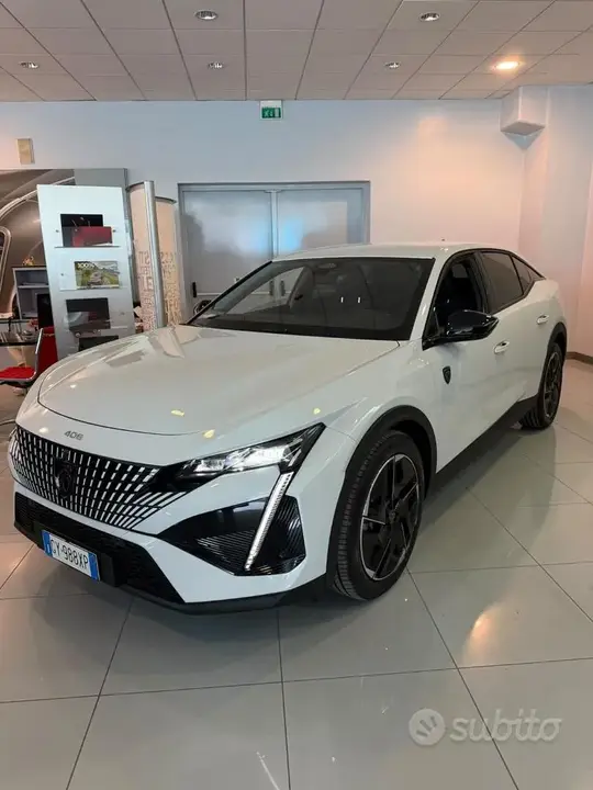 Peugeot 408