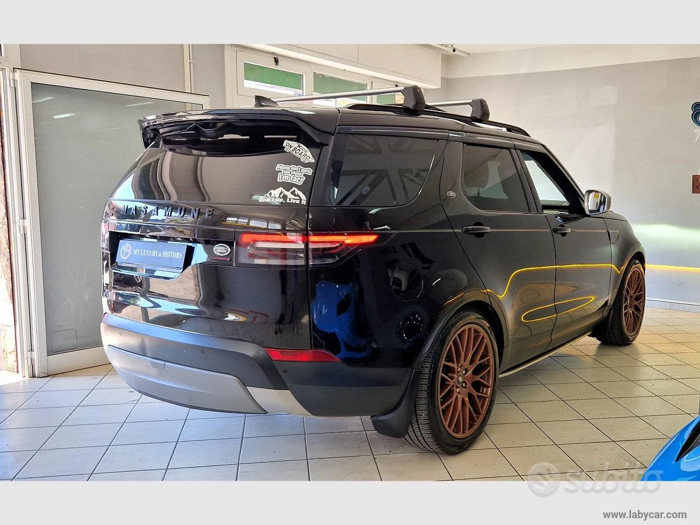 Land Rover Discovery 2017 photo 4