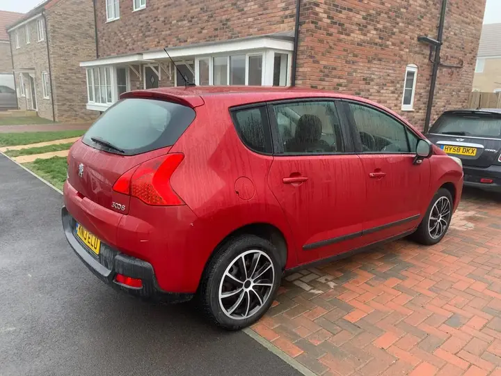Peugeot 3008 2013 photo 4