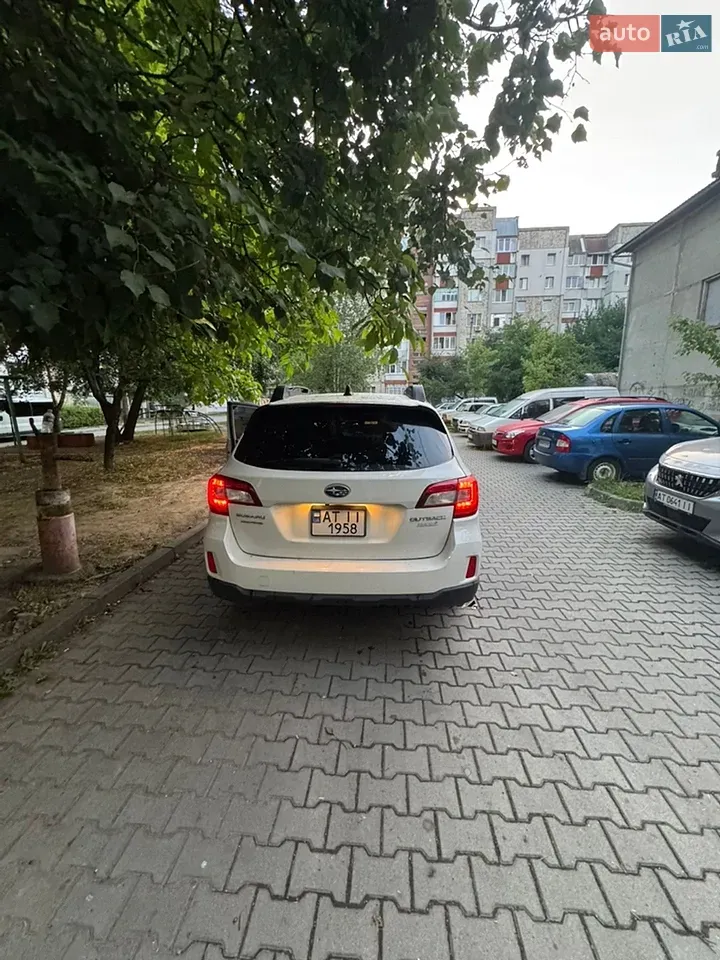 Subaru Outback 2016 photo 4