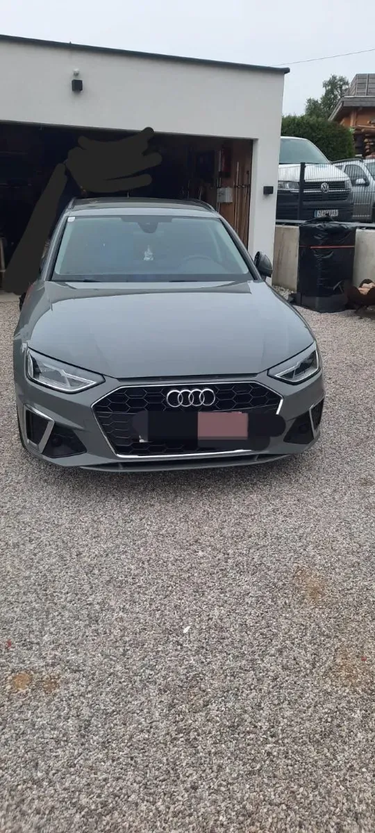 Audi A4 2020 photo 2