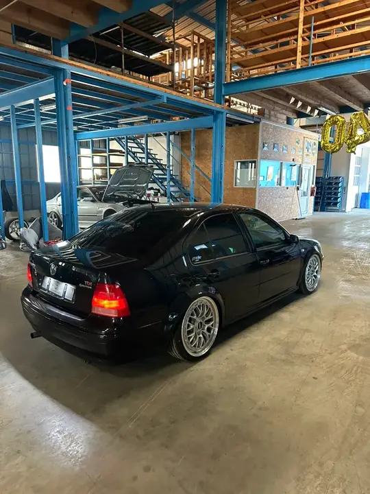 Volkswagen Bora 2002 photo 2