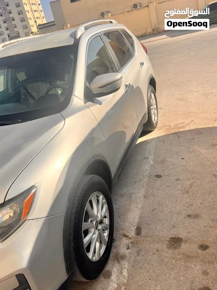Nissan Rogue 2018 photo 3
