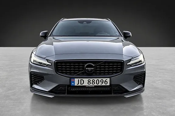 Volvo V60 2021 photo 2