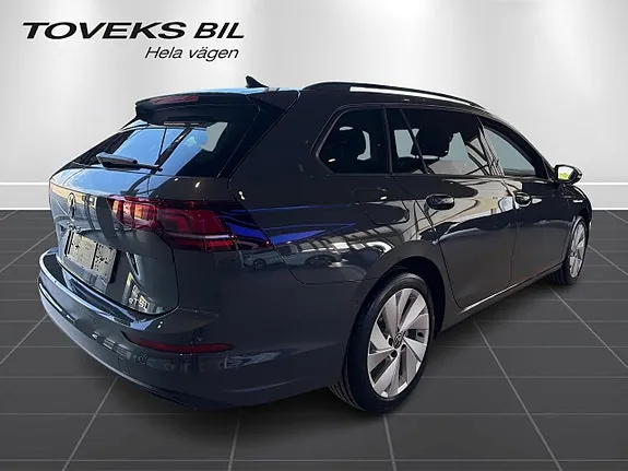 Volkswagen Golf I 2026 photo 2