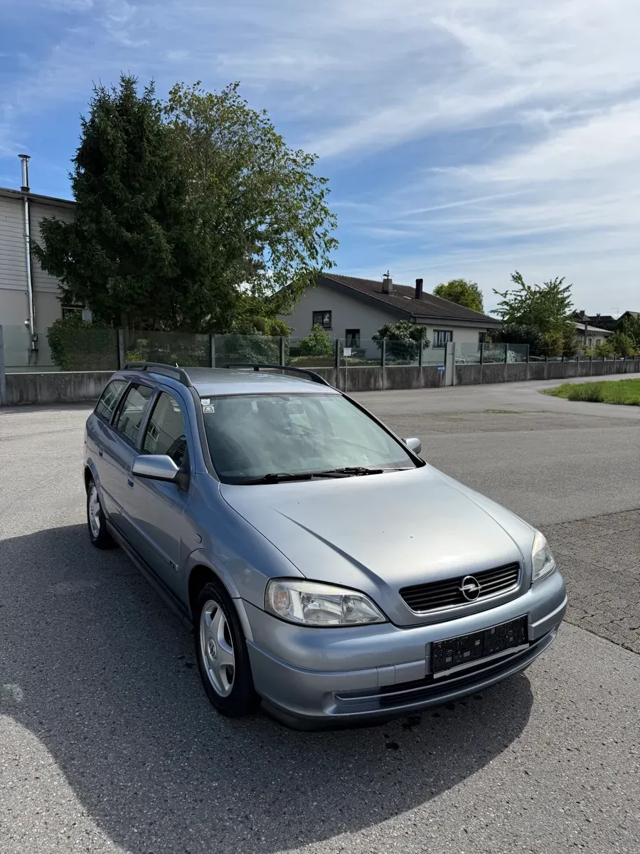 Opel Astra 2003 photo 2