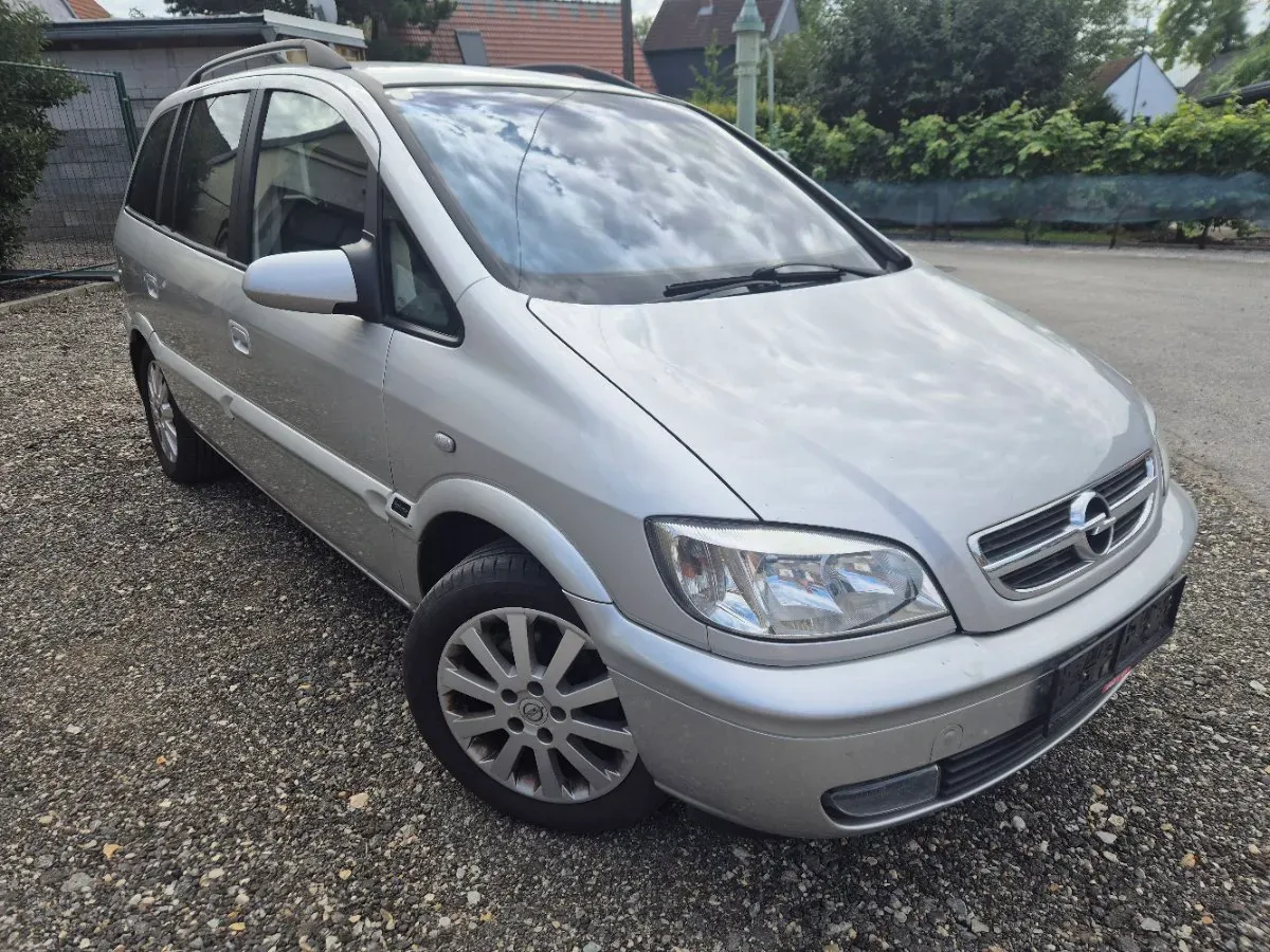 Opel Zafira 2005 photo 2