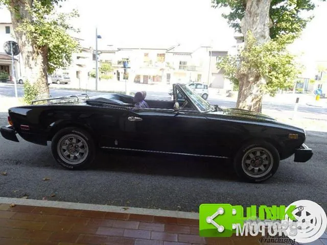 Fiat 124 Spider 1970 photo 3
