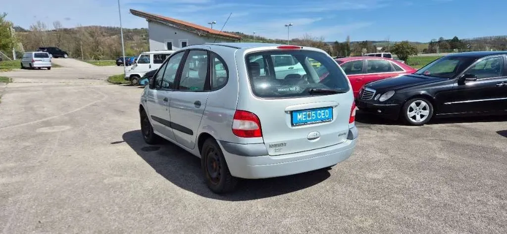 Renault Megane 2002 photo 3