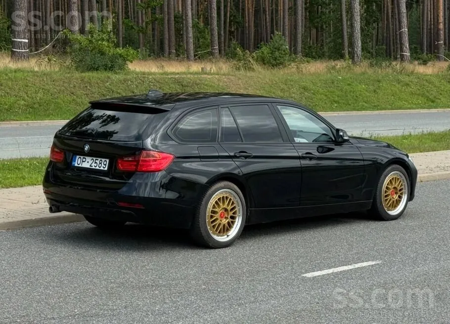BMW 318 2014 photo 5