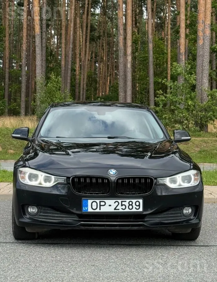 BMW 318 2014 photo 3