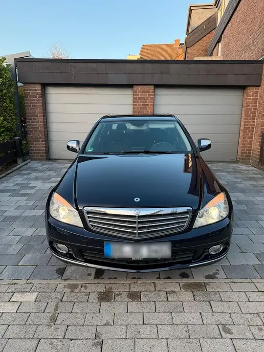 Mercedes-Benz C200