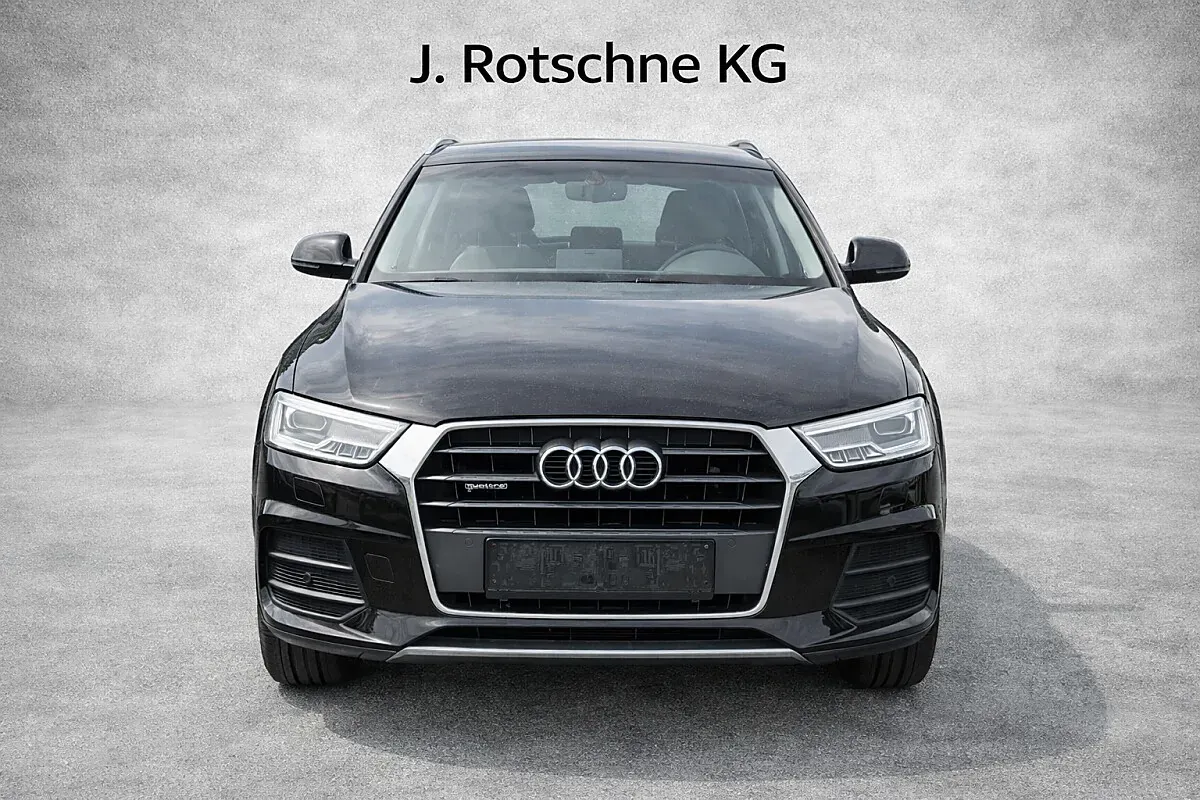 Audi Q3 2016 photo 2