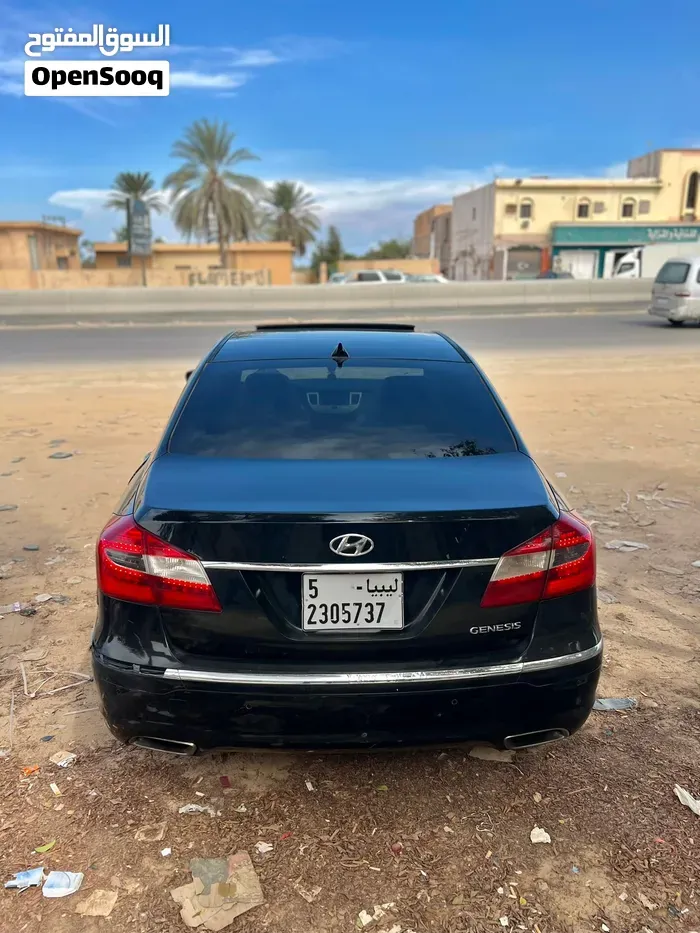 Hyundai Genesis