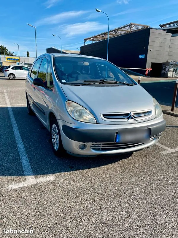 Citroen Xsara Picasso 2003 photo 2