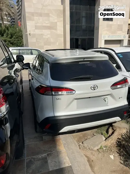 Toyota Corolla Cross 2025 photo 2