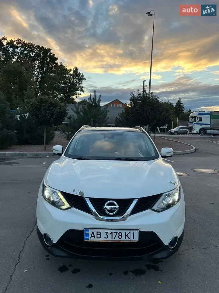 Nissan Qashqai 2014 photo 2