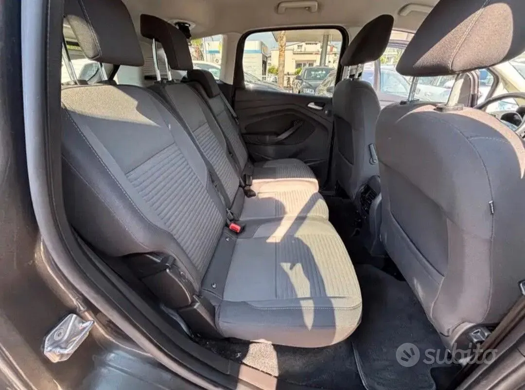 Ford C-Max 2015 photo 4