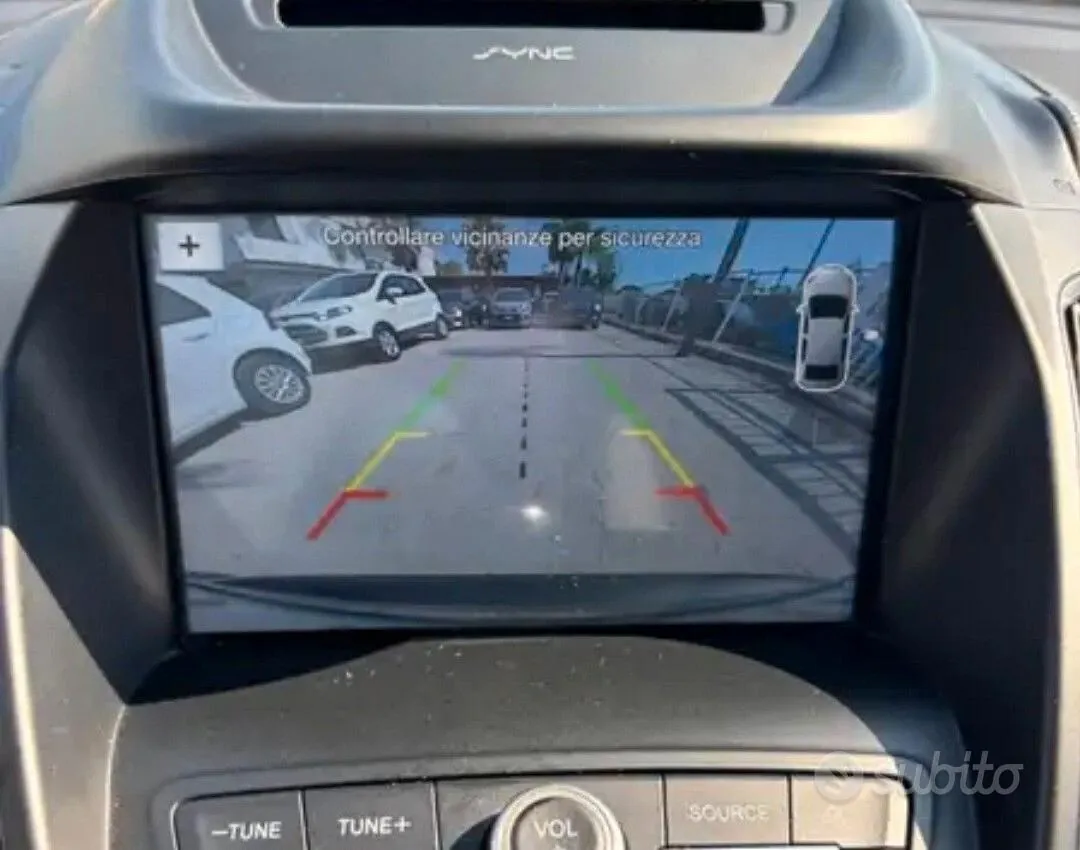 Ford C-Max 2015 photo 5