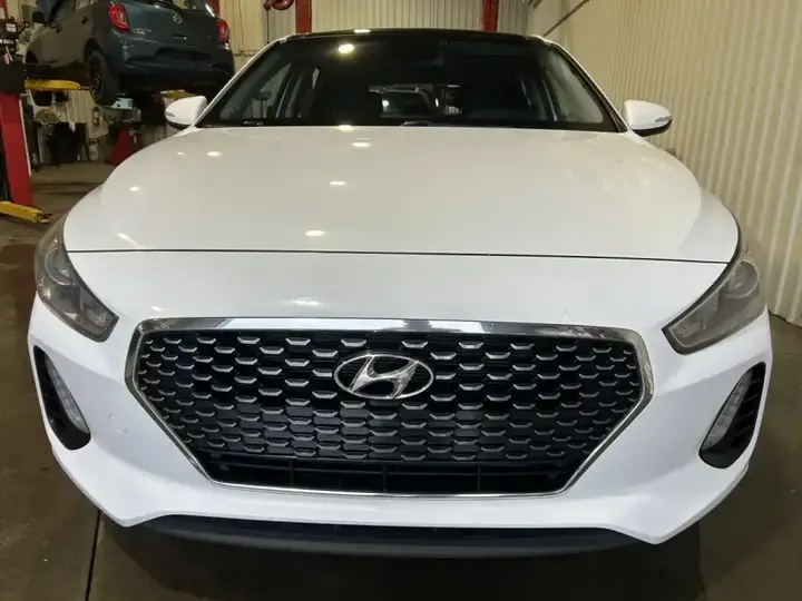 Hyundai Elantra 2020 photo 3