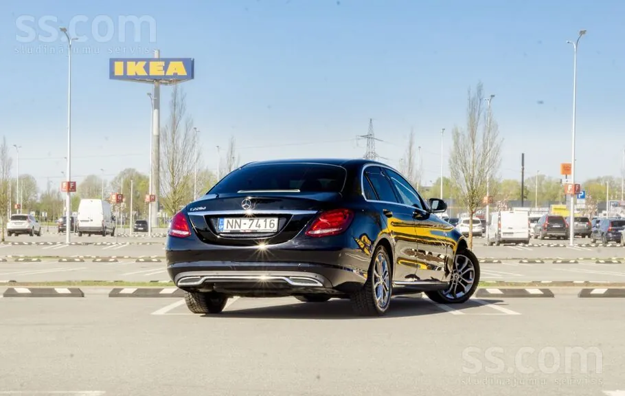 Mercedes-Benz C 220 2017 photo 5