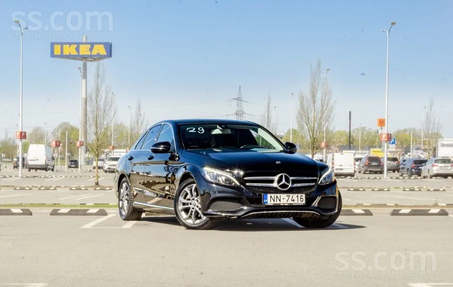 Mercedes-Benz C 220 2017 photo 2