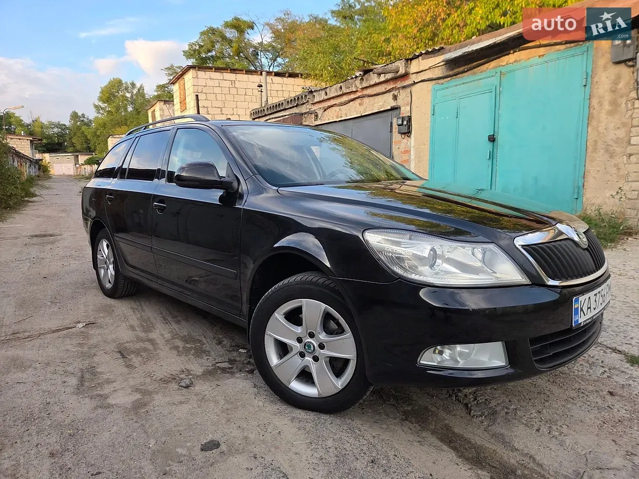 Skoda Octavia 2012 photo 3