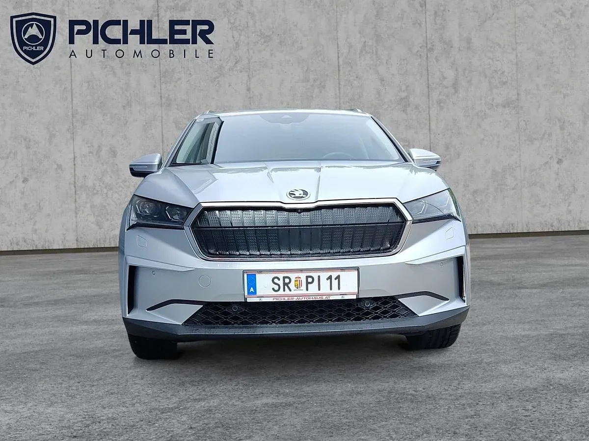 Skoda Enyaq 2023 photo 2