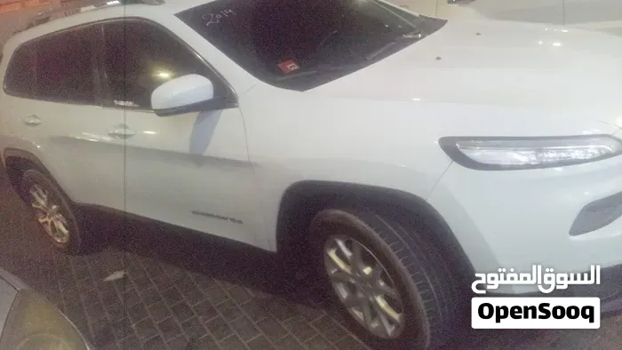 Jeep Grand Cherokee 2014 photo 3