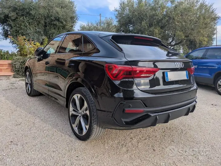 Audi Q3 2024 photo 3
