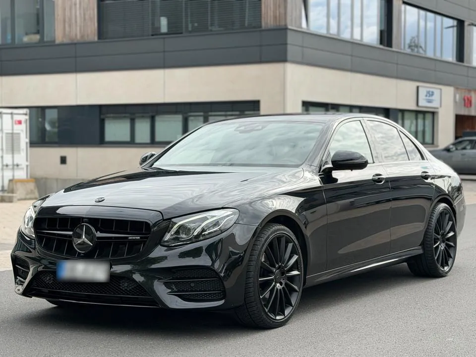 Mercedes-Benz E400D
