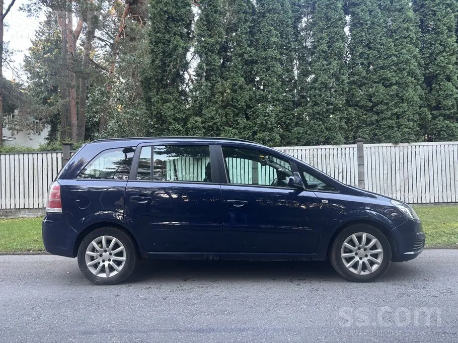Opel Zafira 2007 photo 3