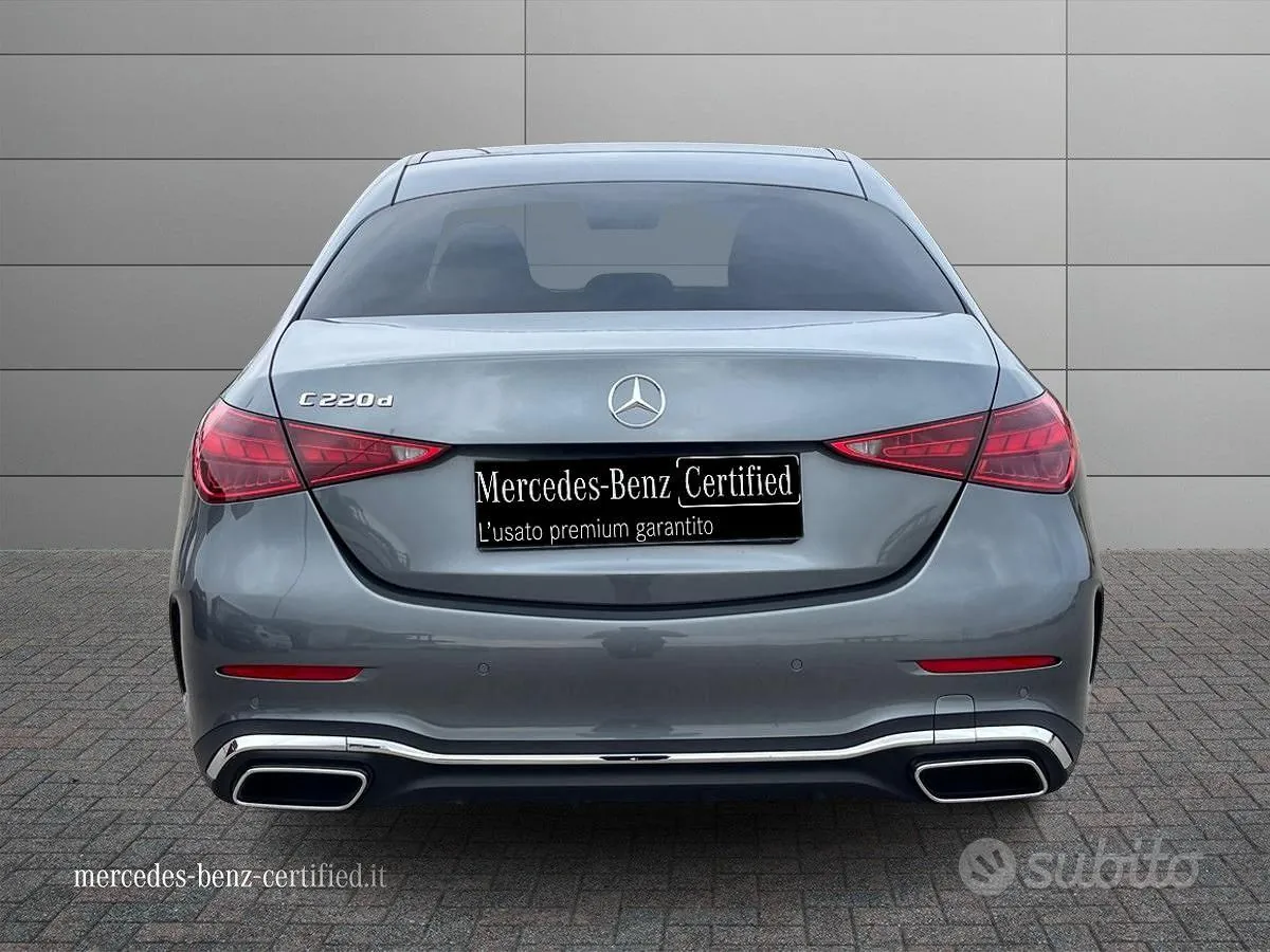 Mercedes-Benz C 2025 photo 4