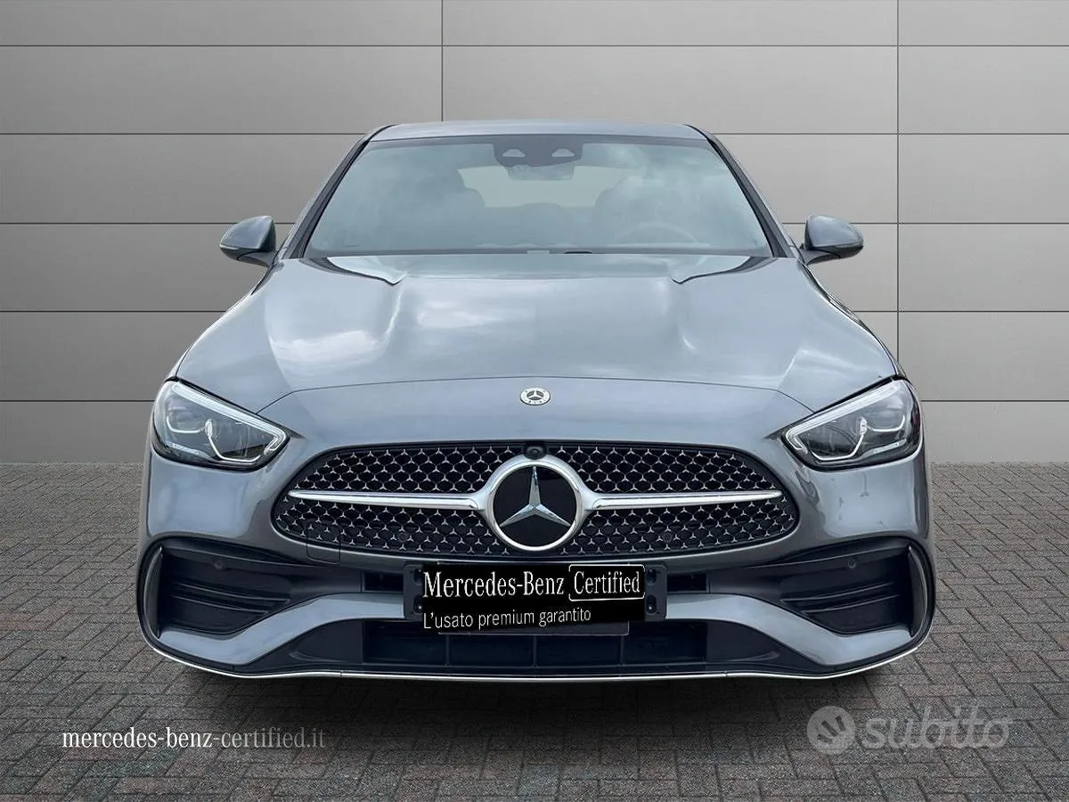 Mercedes-Benz C 2025 photo 3