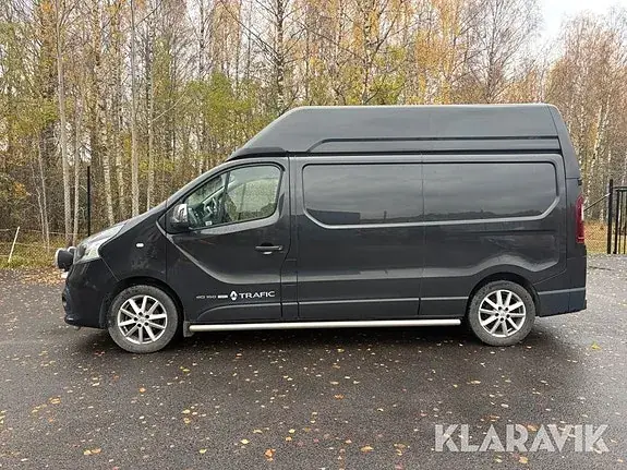 Renault Trafic 2015 photo 2