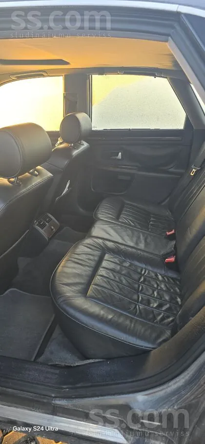Audi A8 1997 photo 5