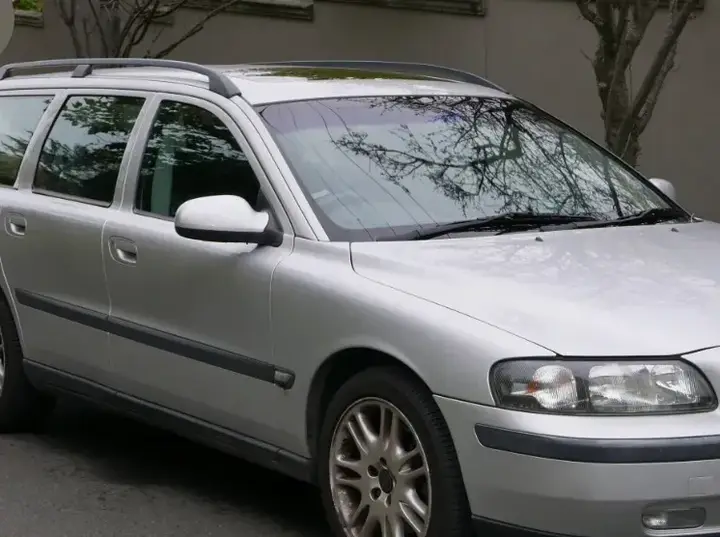 Volvo V70
