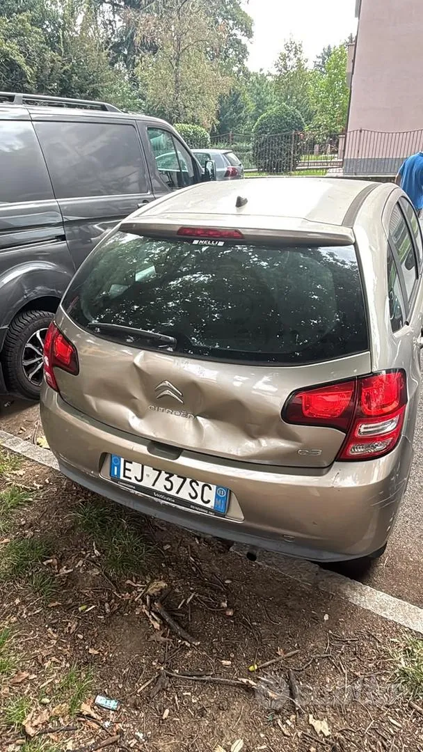 Citroen C3 2011 photo 3
