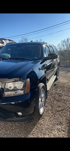 Chevrolet Suburban 2007 photo 2