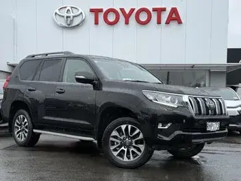 Toyota Land Cruiser Prado 2023 photo 2