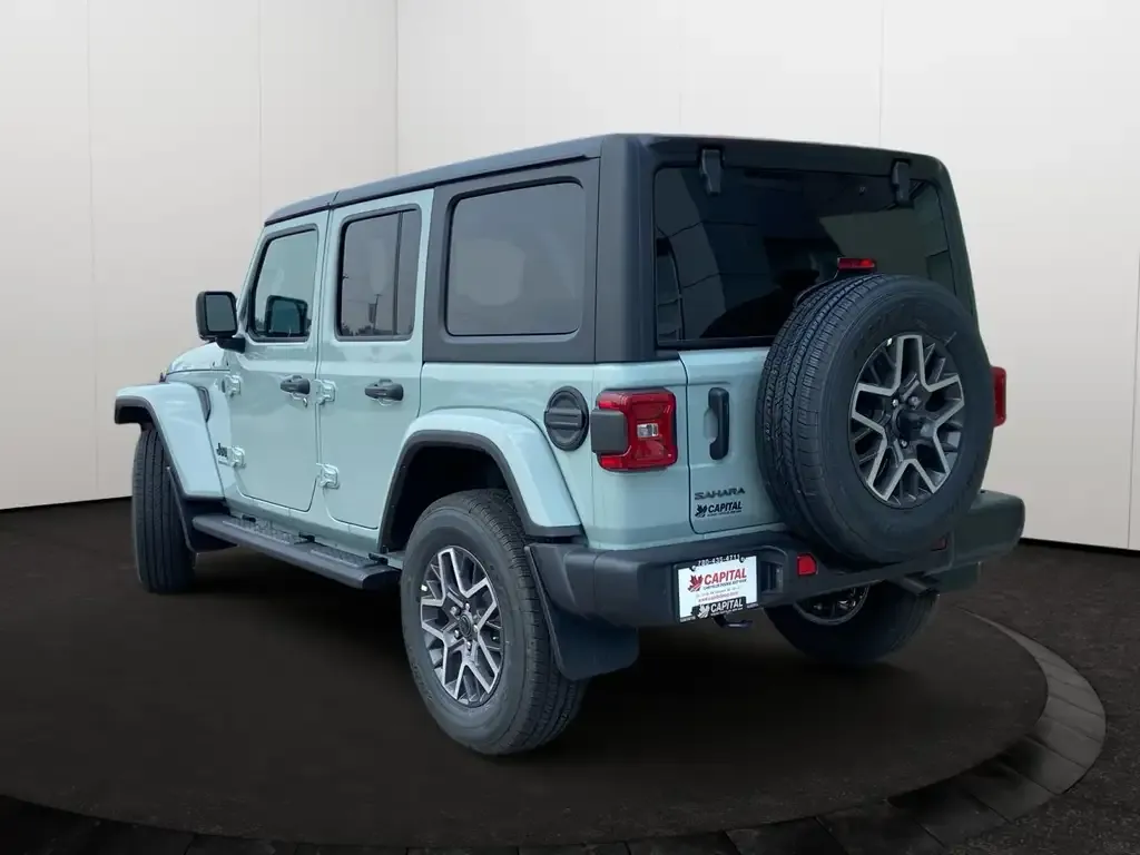 Jeep Wrangler 2026 photo 4