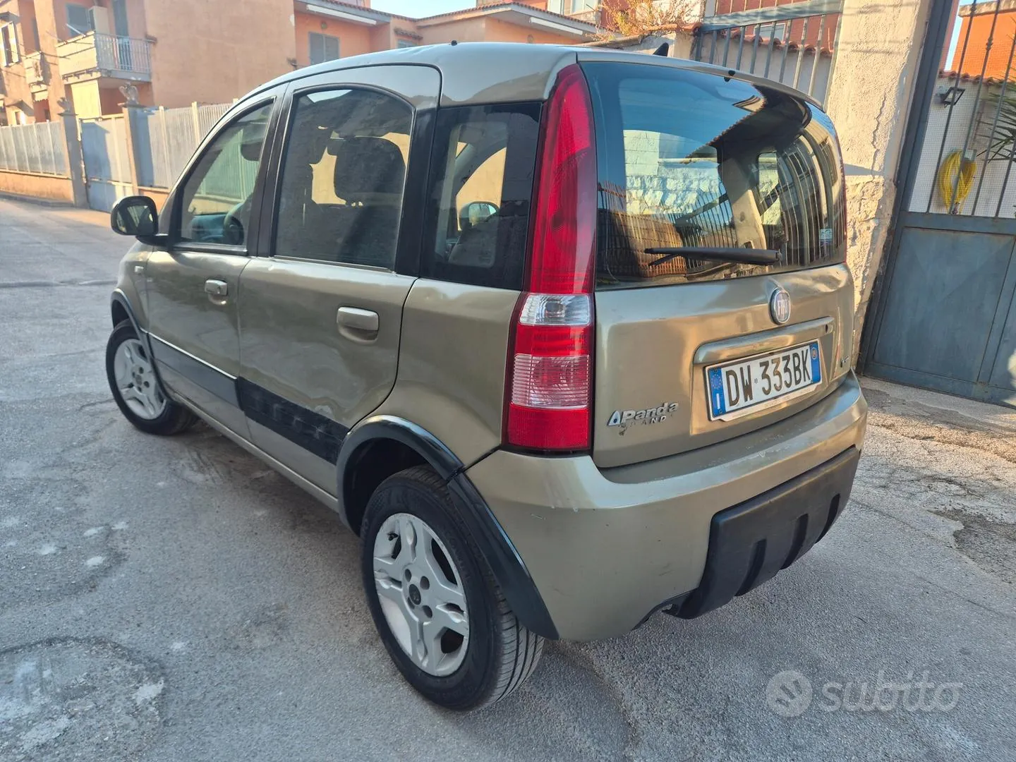 Fiat Panda 2010 photo 2