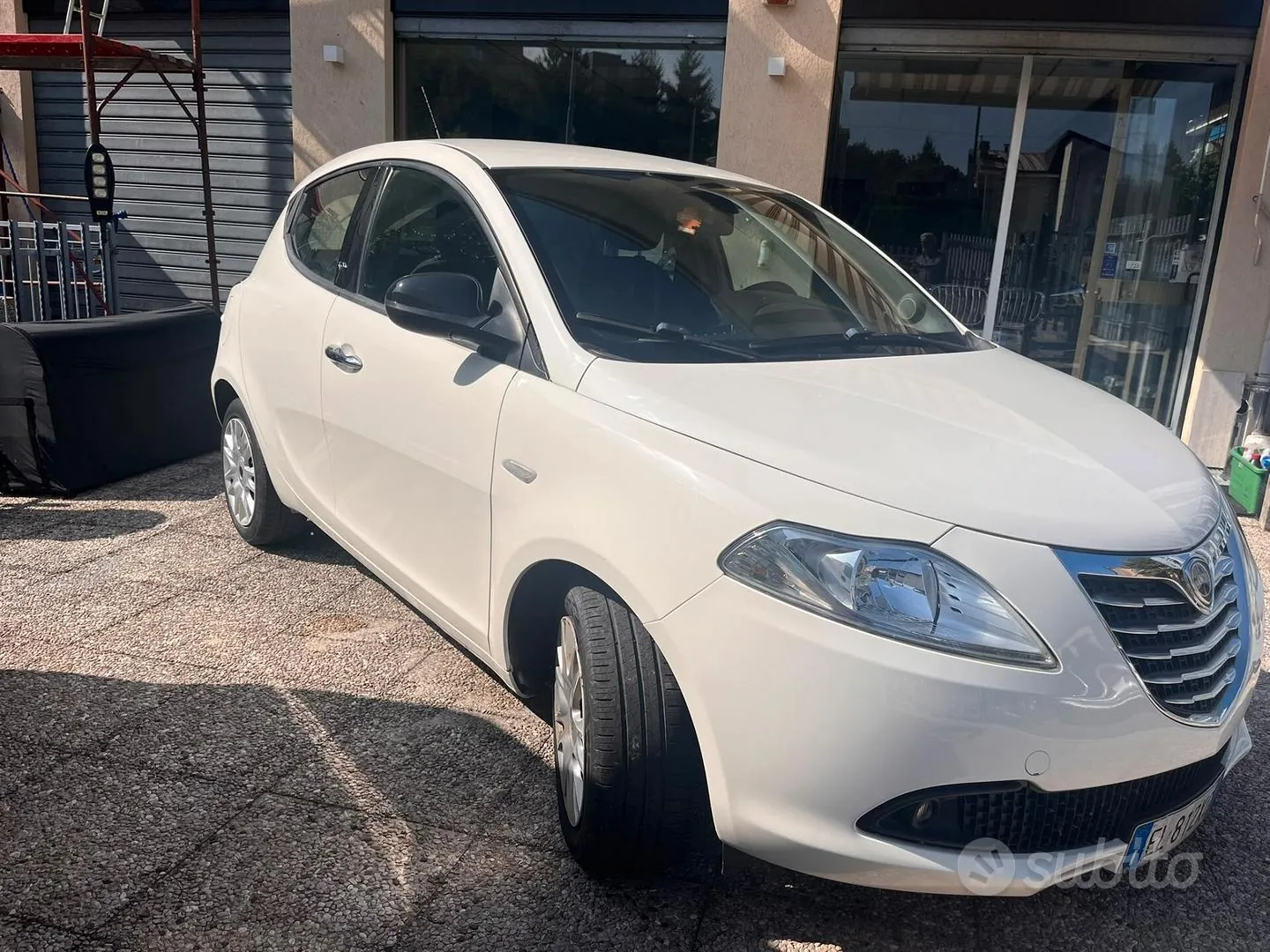 Lancia Ypsilon