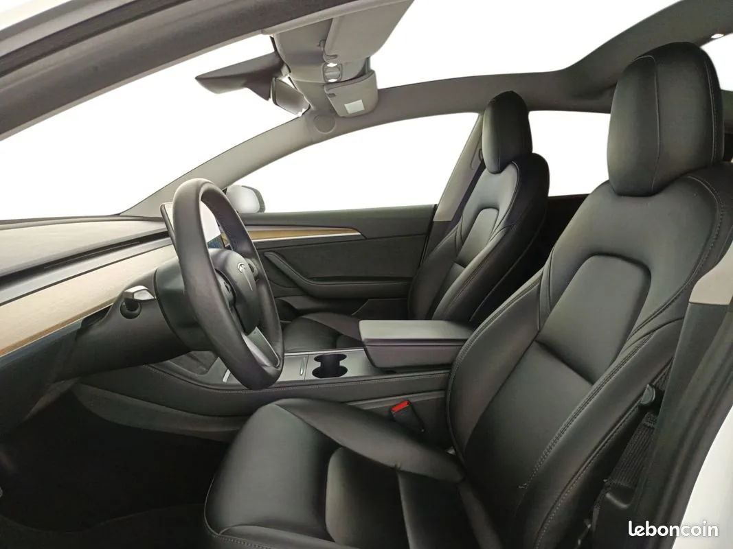 Tesla Model 3 2021 photo 4