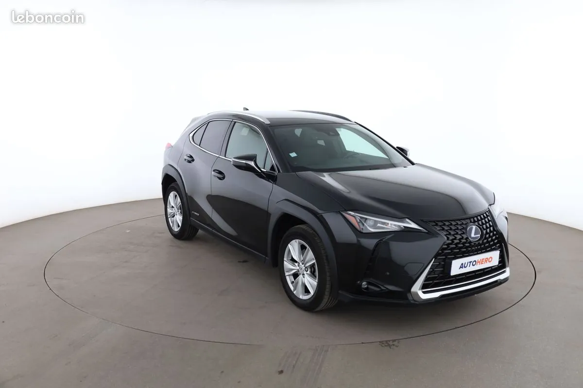 Lexus Ux 2021 photo 4