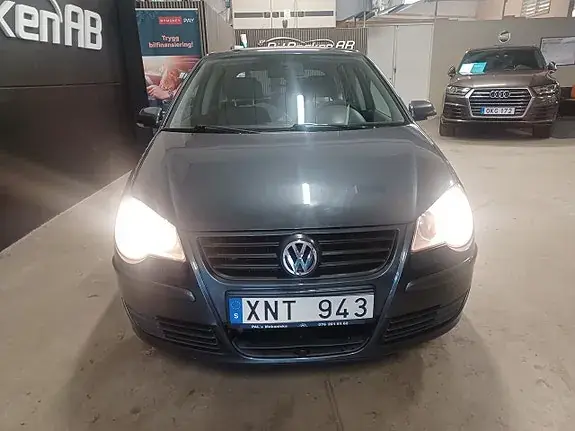 Volkswagen Polo 2006 photo 2