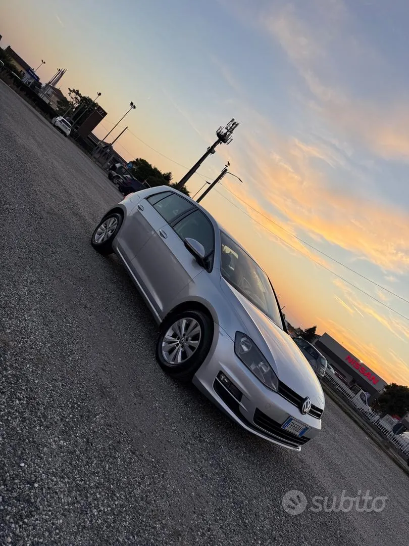 Volkswagen Golf 2014 photo 2