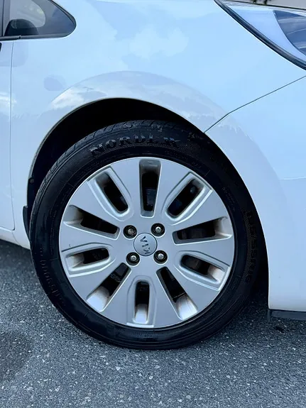 Kia Rio 2012 photo 5