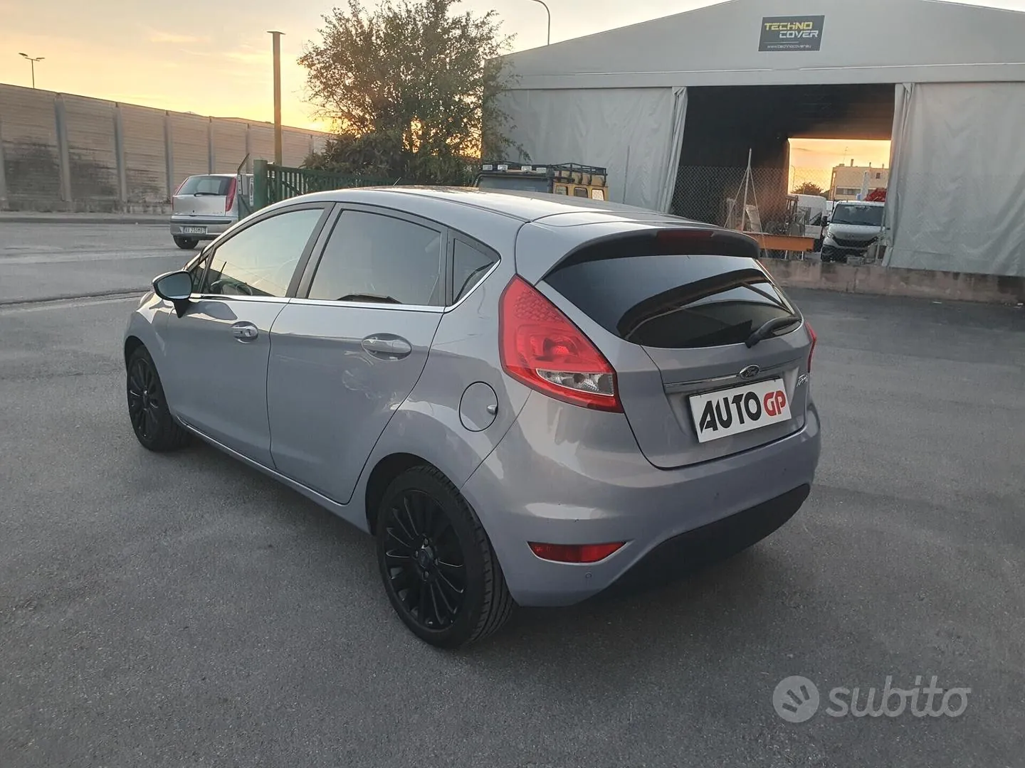 Ford Fiesta 2012 photo 5