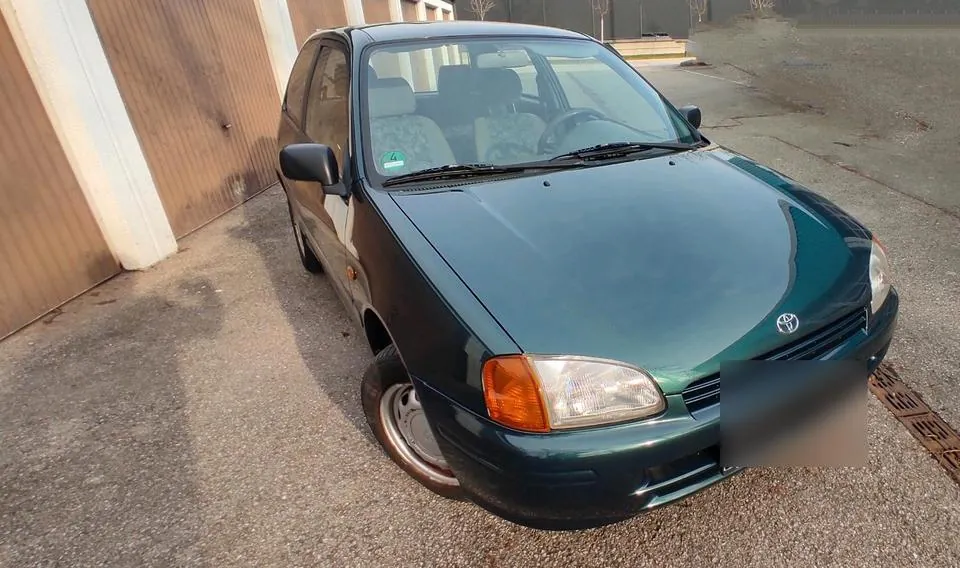 Toyota Starlet